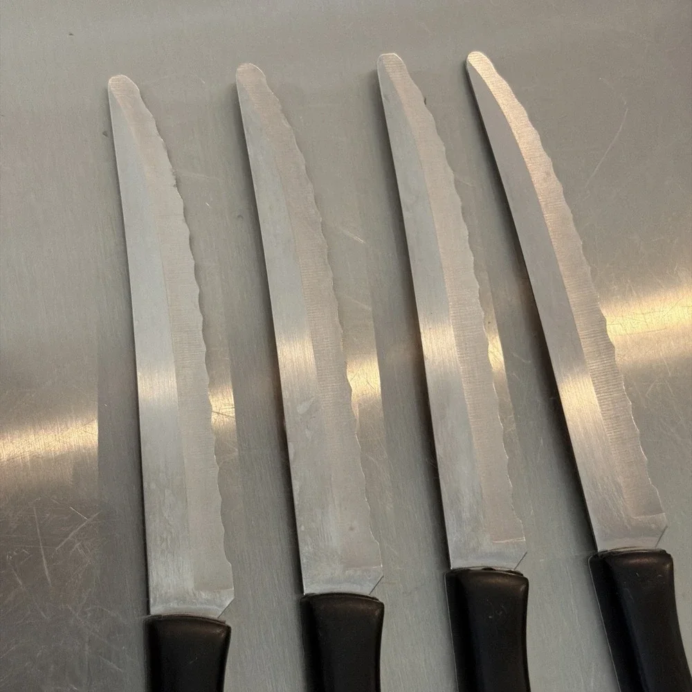 Set Of 4 Vtg Ecko Vanadium Blue Dutch Tulip Serrated Steak Knives‎ Stainless USA